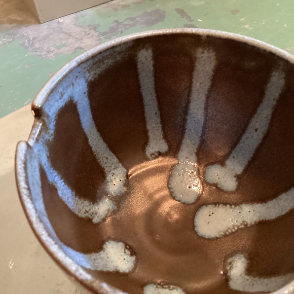 STUDIO POTTERY LARGE NOODLES BOWL/DECOR BOWL/PLANTER - Picture 8 of 8